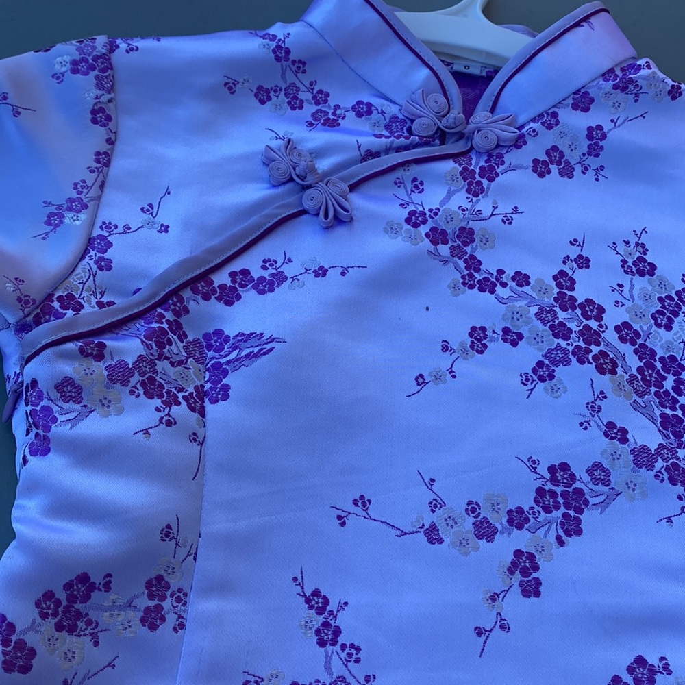 Chinese dress (qipao) - Picture 2 of 10
